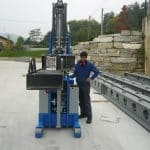 Tilting table with payload of up to 25t.