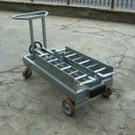 Battery changing system for lifting cranes