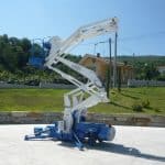 Self-propelled aerial platforms with a capacity of up to 300 kg.