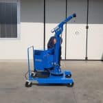 Electric or semi-automatic mini cranes with capacity up to 400 kg.