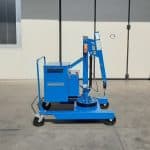 Electric or semi-automatic mini cranes with capacity up to 400 kg.