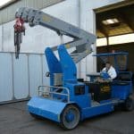 Mini crane For lifting loads up to 15.000 kg.