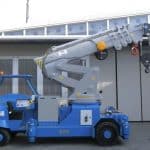 Mini crane For lifting loads up to 25.000 kg.