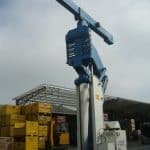 Mold lifting machine with capacity up to 4.000 kg.