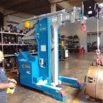 Mold lifting machine with capacity up to 6.000 kg.