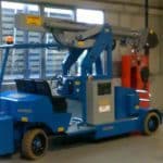 Mini crane For lifting loads up to 9.000 kg.