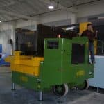 Mold lifting machine with capacity up to 35.000 kg.